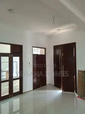 Spacious brand new 3 Story House for sale Kotte