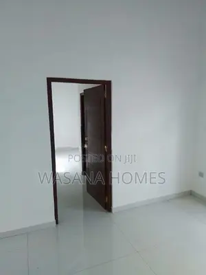 Spacious brand new 3 Story House for sale Kotte