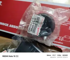 Toyota Aqua Front Shock Mount
