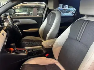 Honda Vezel Z Play 2024