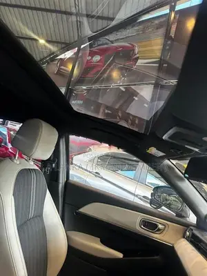 Honda Vezel Z Play 2024