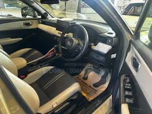 Honda Vezel Z Play 2024