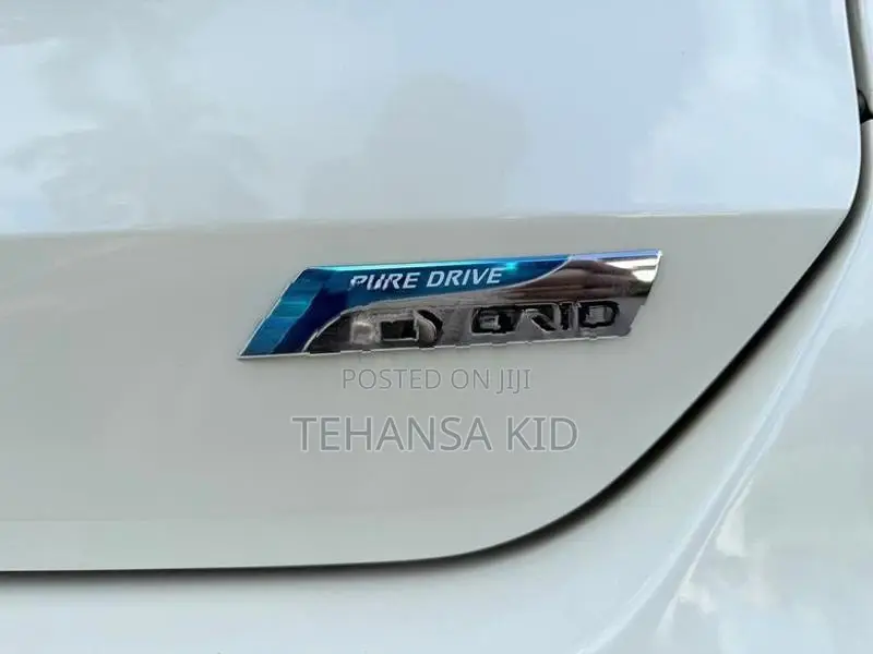 Nissan X-Trail Hybrid 2015