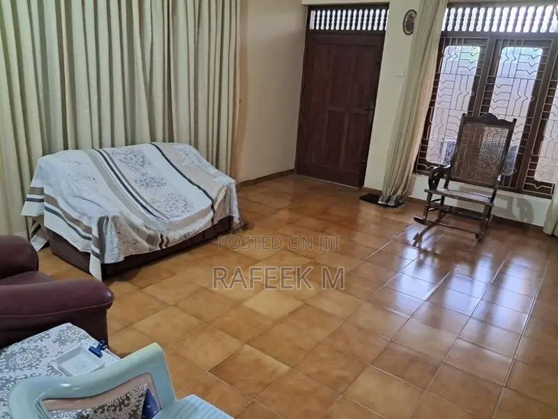 2 Story House for Sale in Nawala
