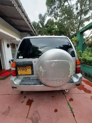 Mazda Proceed Levante 1999