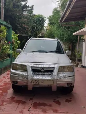 Mazda Proceed Levante 1999