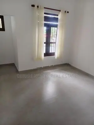 Newly Renovated Luxury 3 Bedroom House for Sale – Dampe