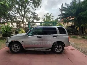Mazda Proceed Levante 1999