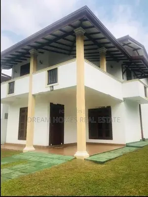Modern House for Sale near Piliyandala Town