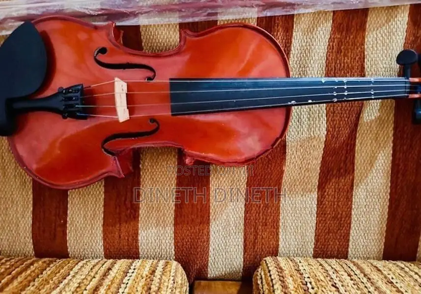 Super Lark Violin