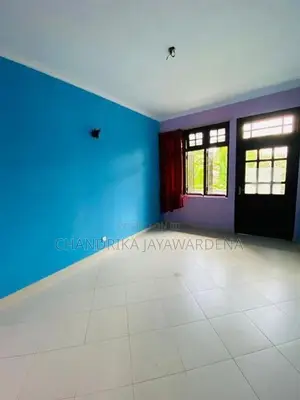 Spacious 2-Bedroom Upstairs House for Rent in Colombo 09