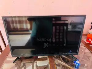 Samsung 32” Inch LED TV