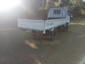 Isuzu 150 1981