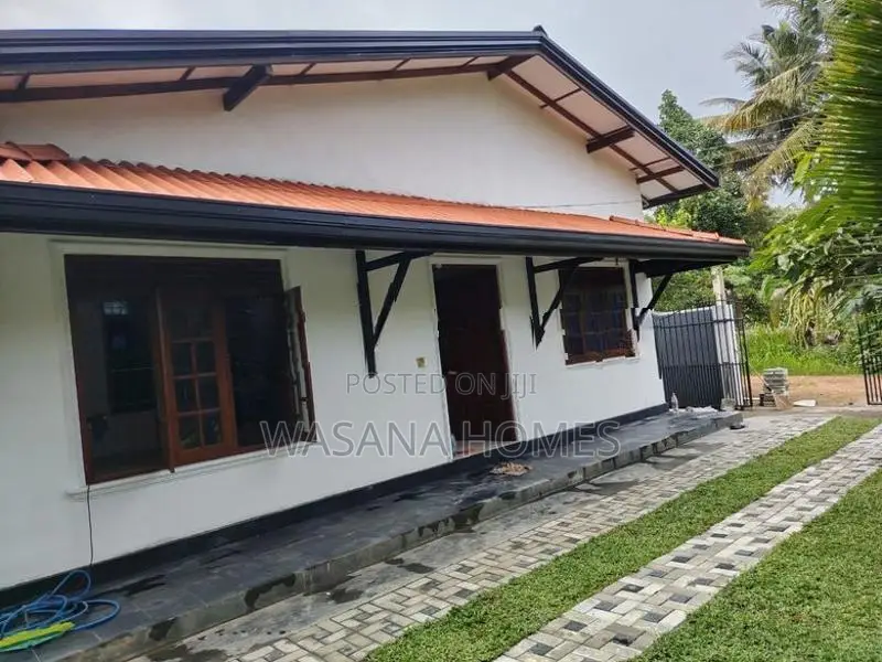 House for Sale Kahathuduwa