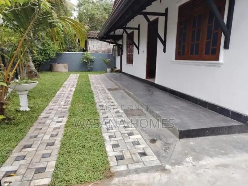 House for Sale Kahathuduwa