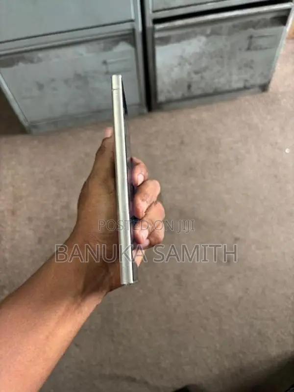 Samsung Galaxy S24 Ultra 5G (Used)