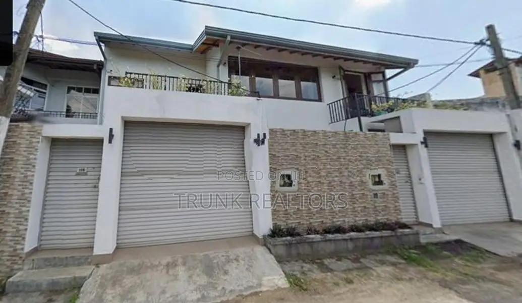 Nugegoda Dual-Unit House for Sale (NK107650)