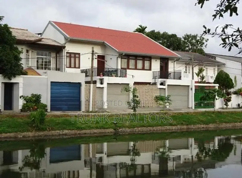 Nugegoda Dual-Unit House for Sale (NK107650)