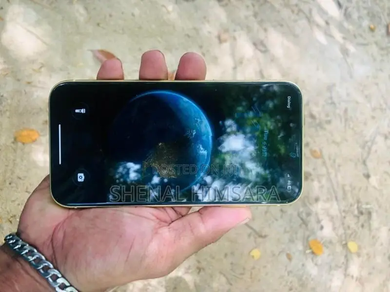 Apple iPhone 11 (Used)