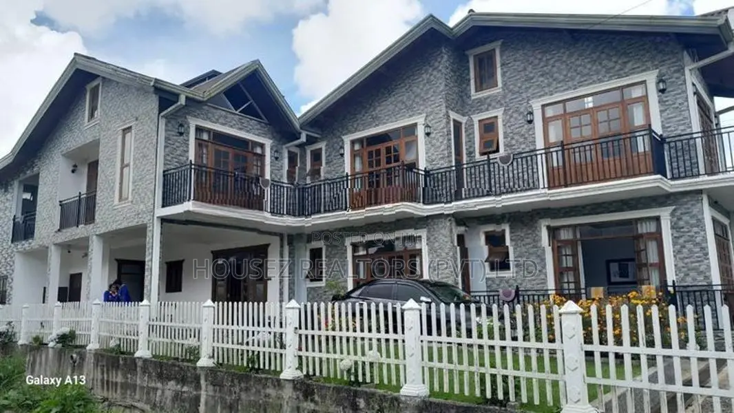 Luxury Bungalow Hotel for Sale – Nuwara Eliya