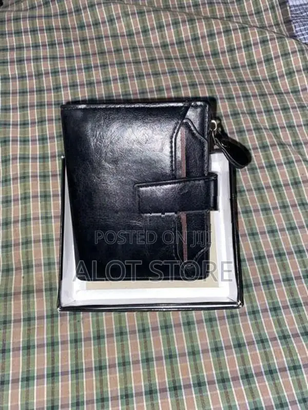 Wallet Leather Type Ziper