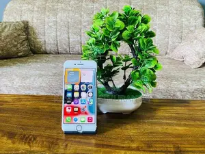 Apple iPhone 7 128GB (Used)