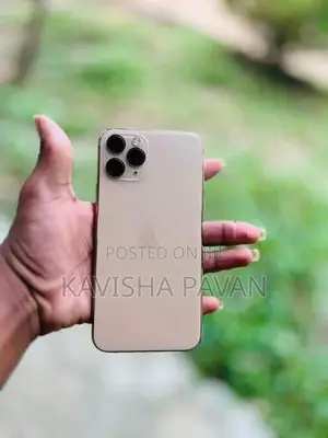 Apple iPhone 11 Pro 256GB (Used)