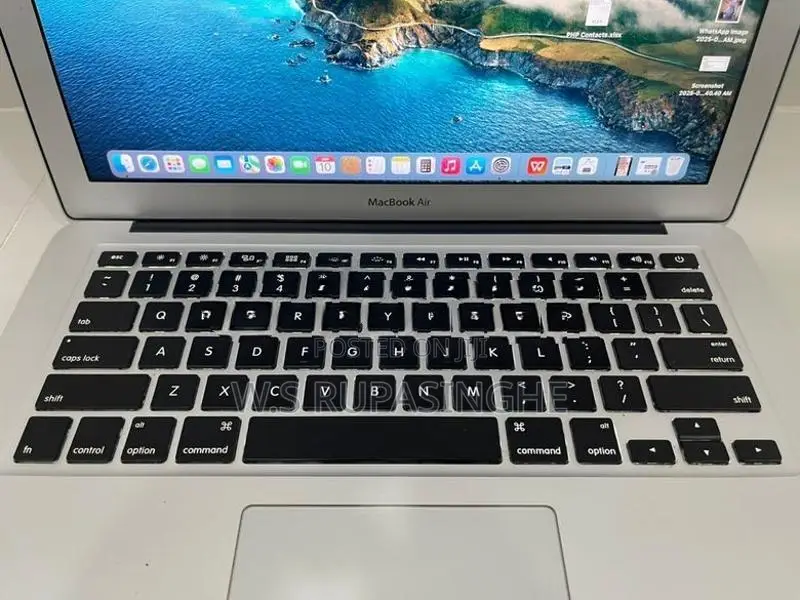 Apple Macbook Air (2015)