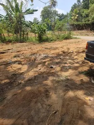 Land for Sale in Rambukkana