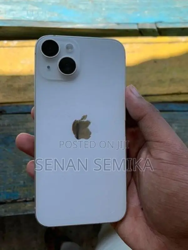 Apple iPhone 14 (Used)
