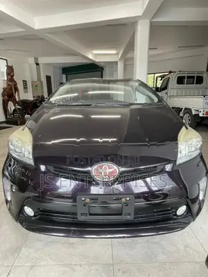 Toyota Prius 3rd Face Cut Complete – Japanese Import