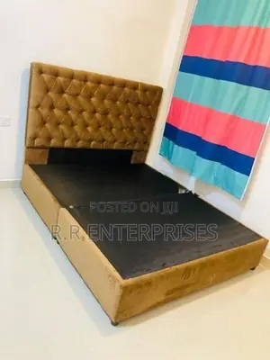 New 6*5 Ft 72*60 luxury Cushion Divan Bed