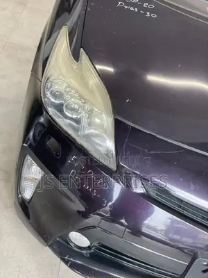 Toyota Prius 3rd Face Cut Complete – Japanese Import