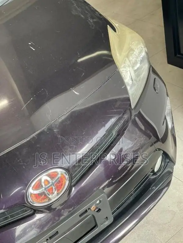 Toyota Prius 3rd Face Cut Complete – Japanese Import
