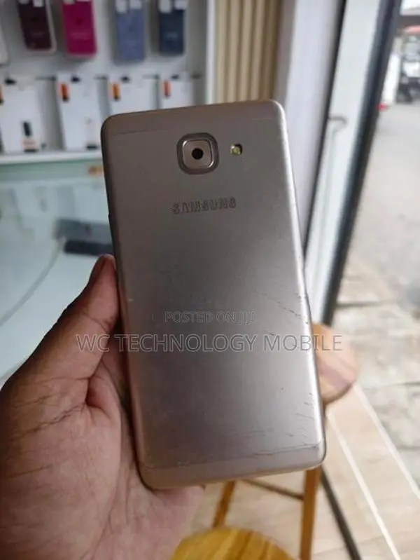Samsung J7 Max 4G (Used)