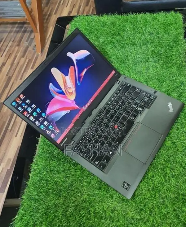 i7 4TH GENA 2.70GHZ 8GB RAM 256GB SSD