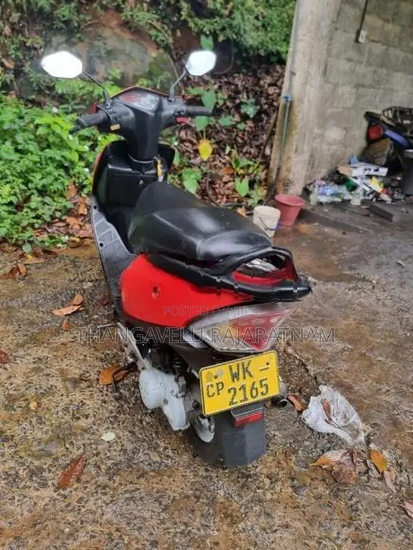 TVS Streak 2010