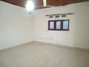 2 Houses for sale Boralasgamuwa