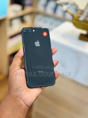 Apple iPhone 8 Plus 128GB (Grey) (Used)