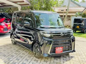Daihatsu Tanto 2023