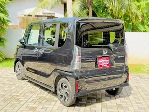 Daihatsu Tanto 2023