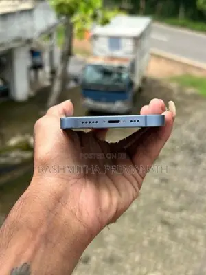 Apple iPhone 14 (Used)
