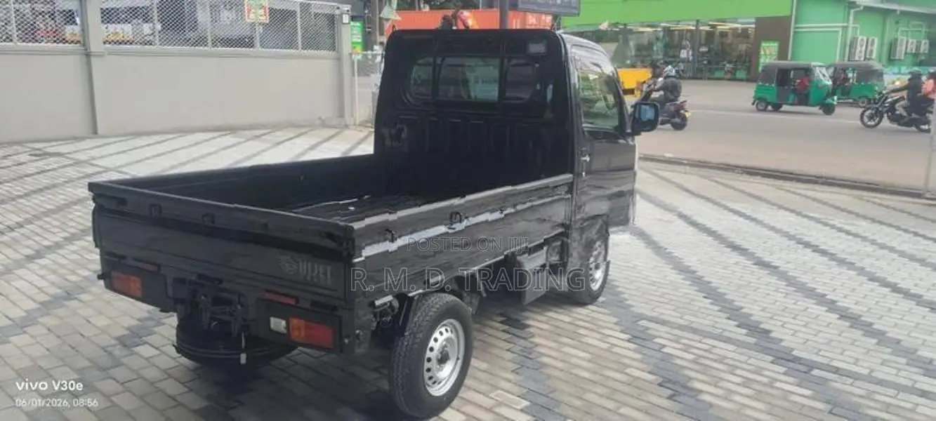 Daihatsu Hijet Extra 2024