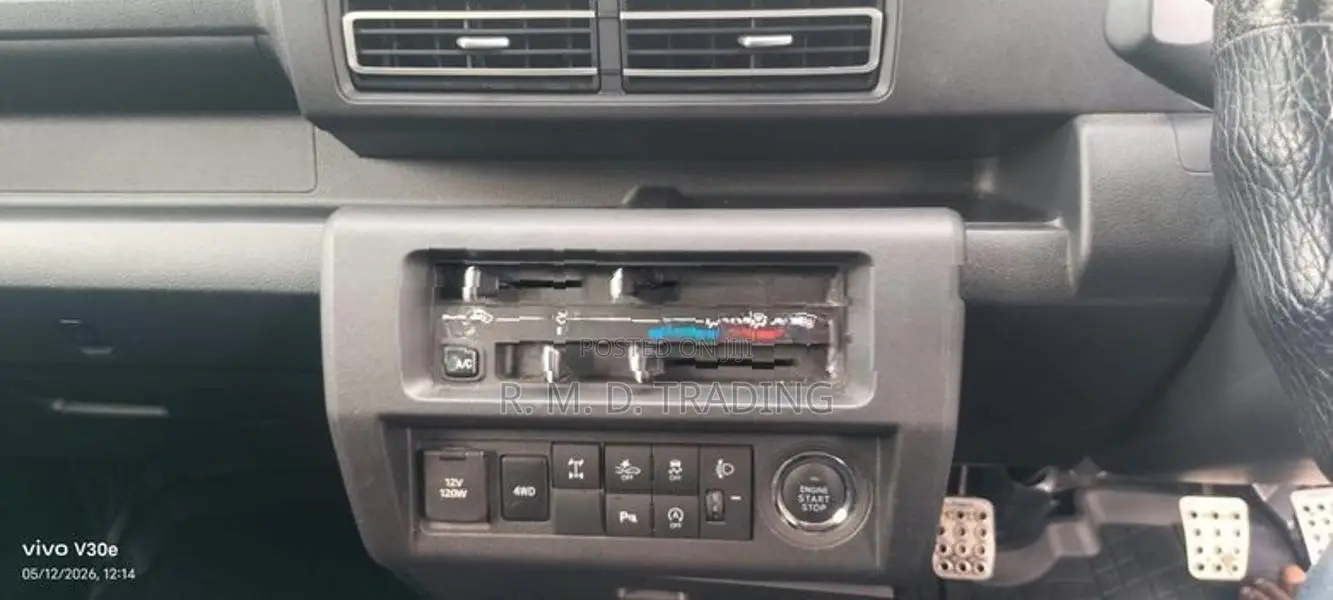 Daihatsu Hijet Extra 2024
