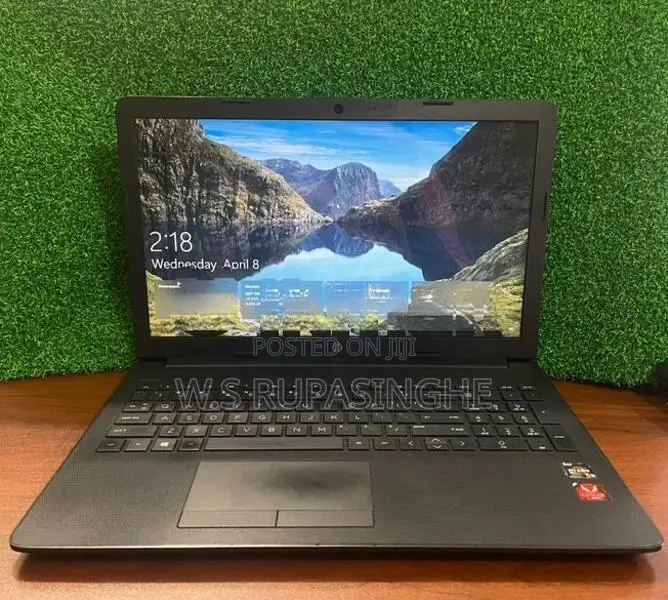 HP AMD Ryzen 3 Laptop
