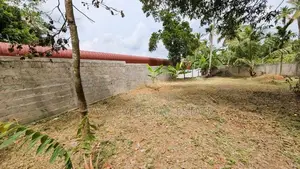 කඩවත – ඉඹුල්ගොඩින් වටිනා බිම්කොටසක් විකිණීමට