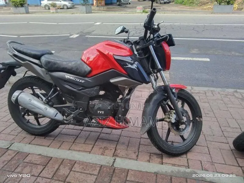 TVS Raider