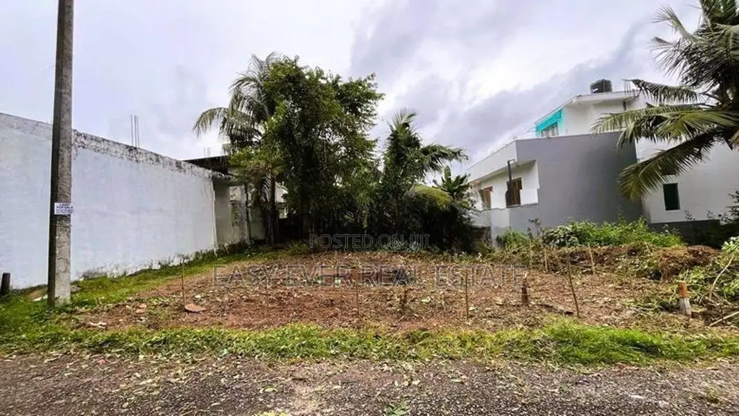 Land for Sale in Piliyandala