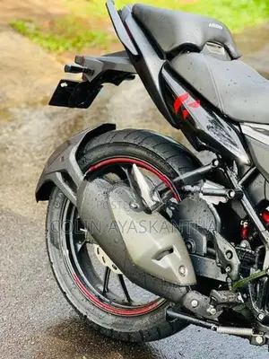Hero Hunk 160R 2026