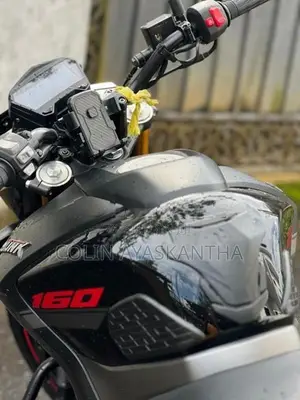 Hero Hunk 160R 2026